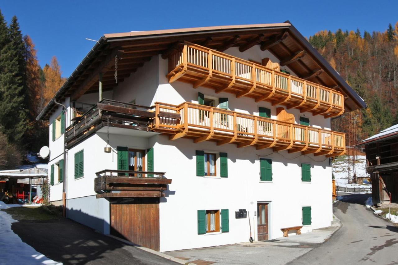 Casa Lisa Appartement Falcade Buitenkant foto